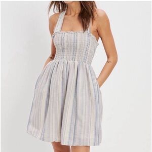 AMERICAN EAGLE Smocked Cross Back Mini Dress L